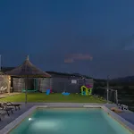New - Luxury Vacation Willa