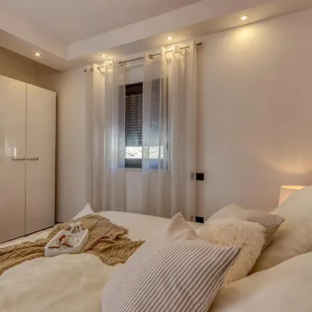 Villa New - Luxury Vacation