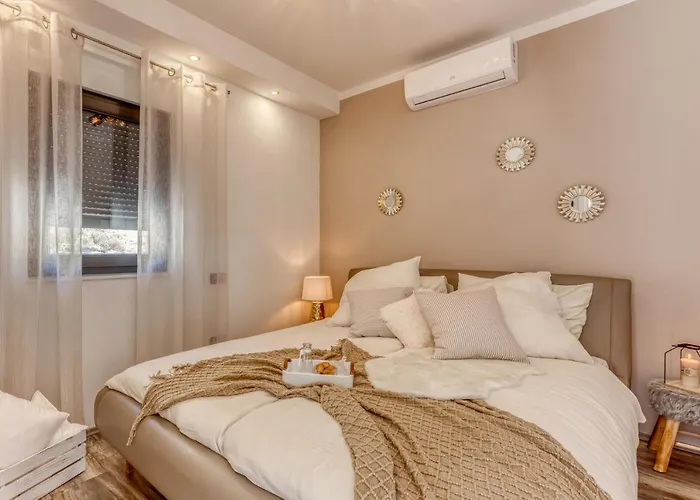 Villa New - Luxury Vacation *